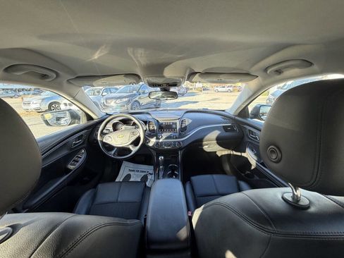 Used 2019 Chevrolet Impala LT image 19