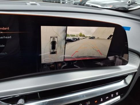 New 2026 Cadillac Lyriq Sport w/ LPO, Floor Liner Package AWD/4WD image 30