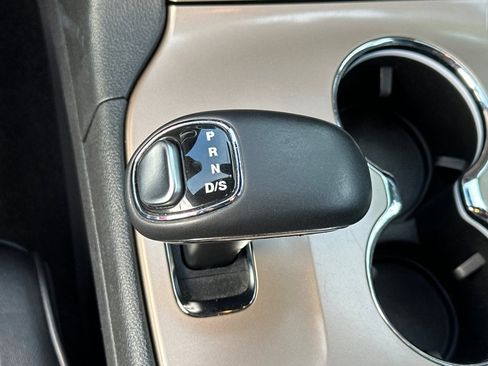 Used 2015 Jeep Grand Cherokee Summit w/ Platinum Series Group image 26