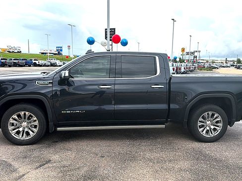 Used 2023 GMC Sierra 1500 Denali RWD image 4