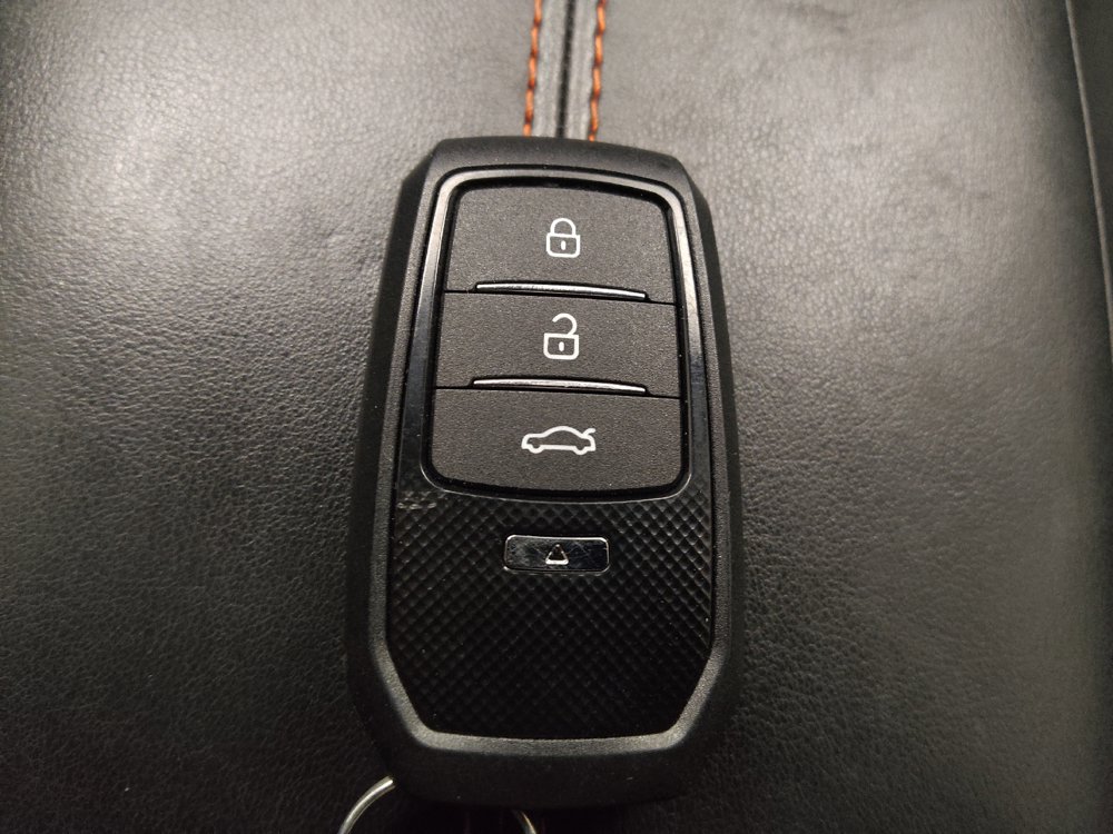 Used 2024 Nissan Sentra SR FWD image 32