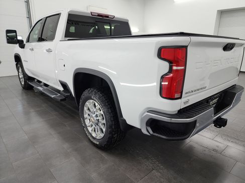 Used 2024 Chevrolet Silverado 2500 LTZ w/ LTZ Plus Package image 6