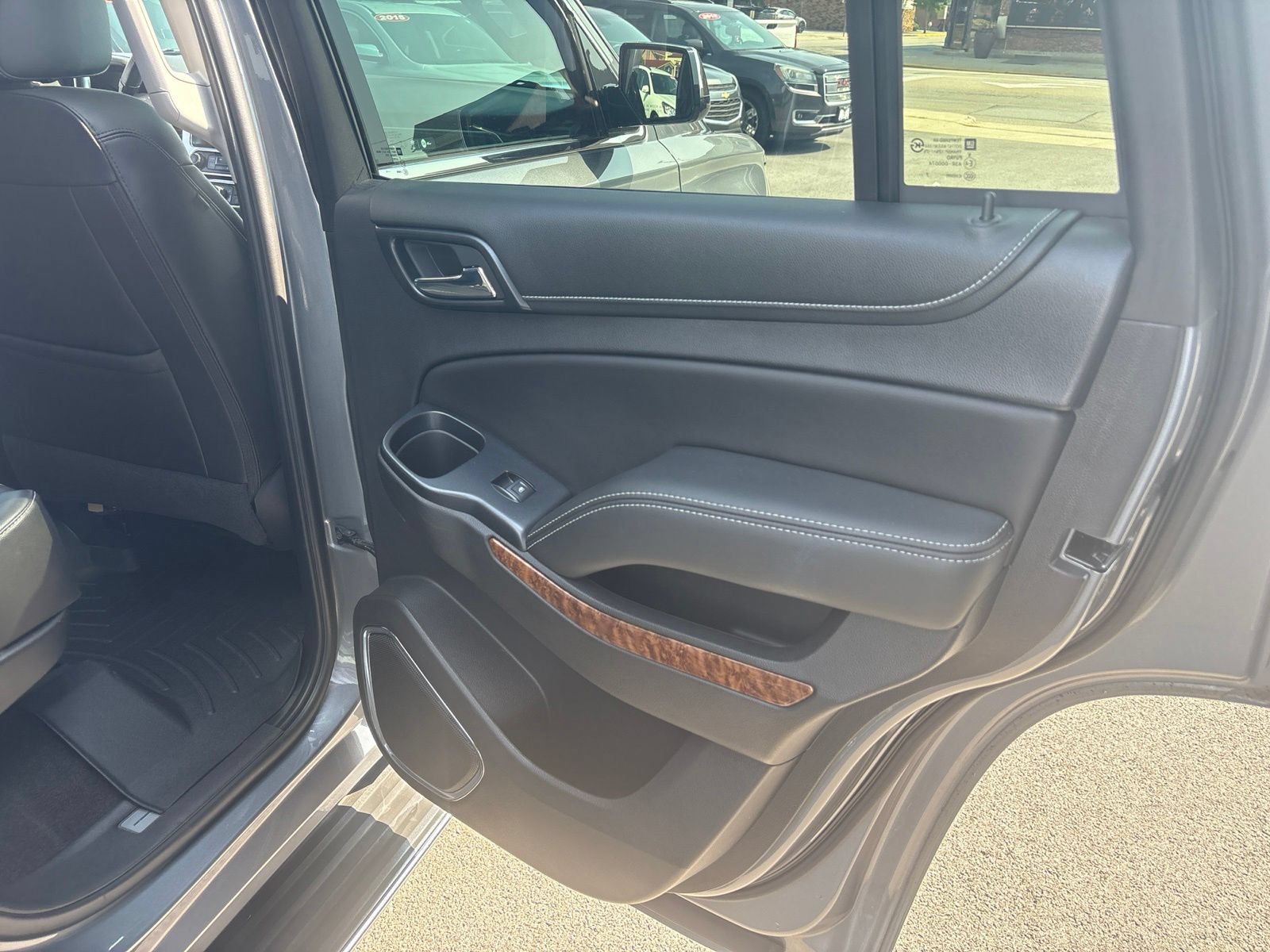 Used 2018 Chevrolet Tahoe Premier w/ Max Trailering Package AWD/4WD image 21