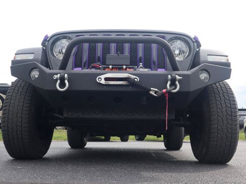 Used 2020 Jeep Wrangler Sport AWD/4WD image 5