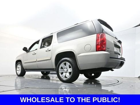 Used 2009 GMC Yukon XL SLT image 29