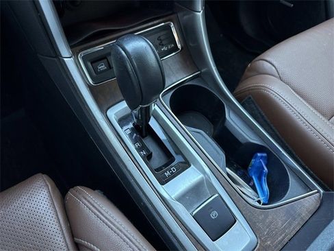 Used 2019 Subaru Ascent Touring image 25