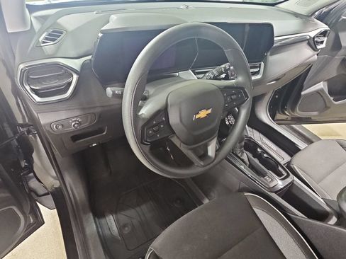 Certified 2024 Chevrolet TrailBlazer LT w/ Driver Confidence Package FWD image 19