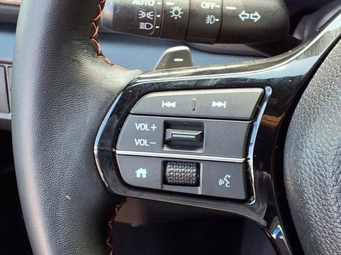 Used 2025 Honda Pilot TrailSport image 18