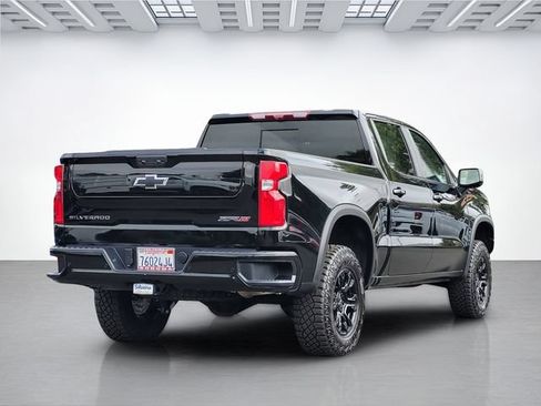 Used 2026 Chevrolet Silverado 1500 ZR2 AWD/4WD image 4
