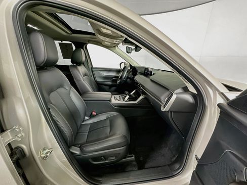 Used 2024 MAZDA CX-90 Plug-In Hybrid w/ Preferred AWD/4WD image 35