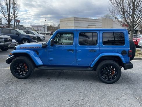 Used 2022 Jeep Wrangler Unlimited Sahara w/ Cold Weather Group image 4