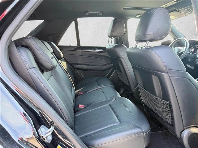 Used 2019 Mercedes-Benz GLE 400 4MATIC image 13