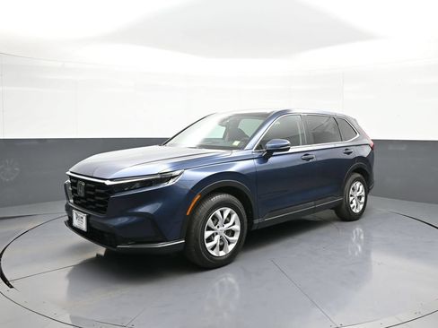 Certified 2025 Honda CR-V LX image 10