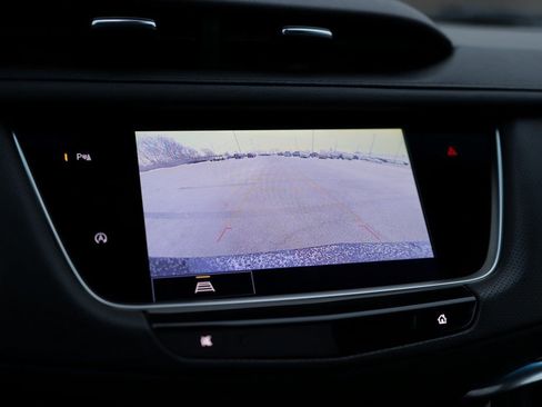 Used 2025 Cadillac XT5 Premium Luxury image 15