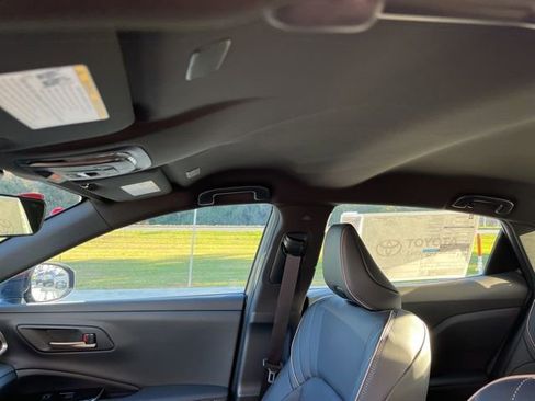 New 2026 Toyota Crown XLE image 12