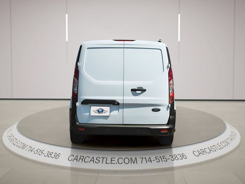 Used 2023 Ford Transit Connect XL FWD image 3