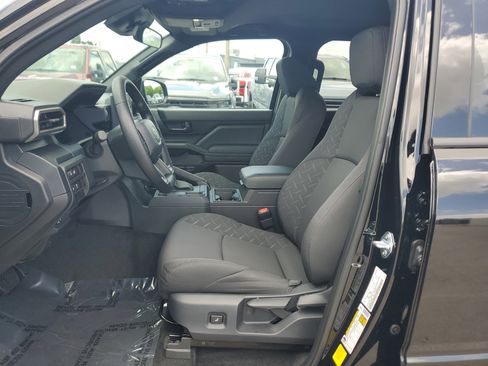 Used 2026 Toyota Tacoma SR image 16