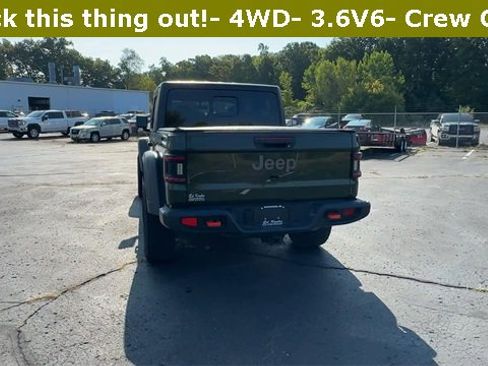 Used 2023 Jeep Gladiator Mojave w/ Cold Weather Group image 8