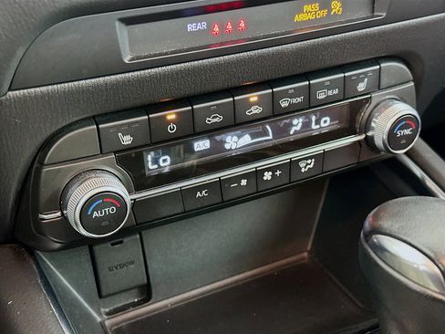 Used 2021 MAZDA CX-5 Carbon Edition image 23