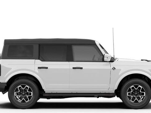 New 2026 Ford Bronco Outer Banks image 5