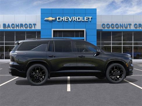 New 2026 Chevrolet Traverse RS image 5