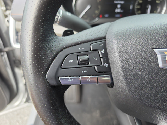 Used 2020 Cadillac XT4 Sport w/ LPO, Midnight Sport Package FWD image 34