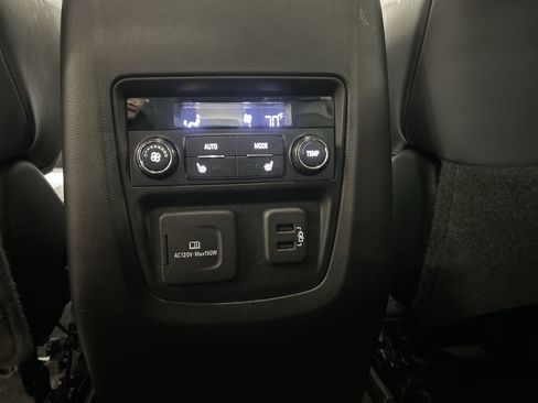 Certified 2019 Buick Enclave Premium image 22