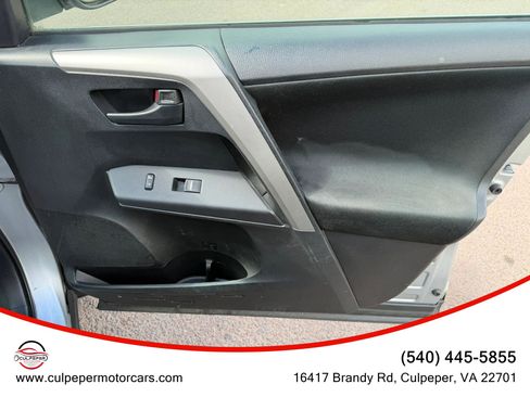 Used 2017 Toyota RAV4 LE AWD/4WD image 15