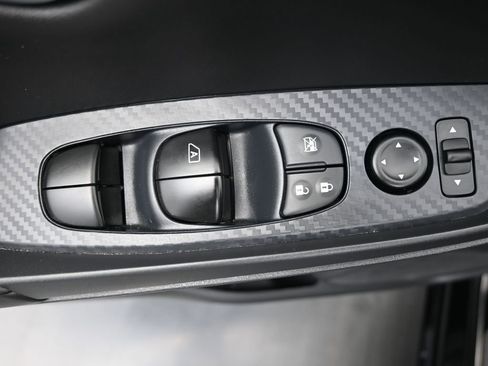 Used 2025 Nissan Sentra SV w/ All-Weather Package image 13