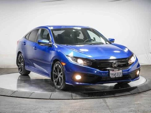 Used 2019 Honda Civic Sport image 5