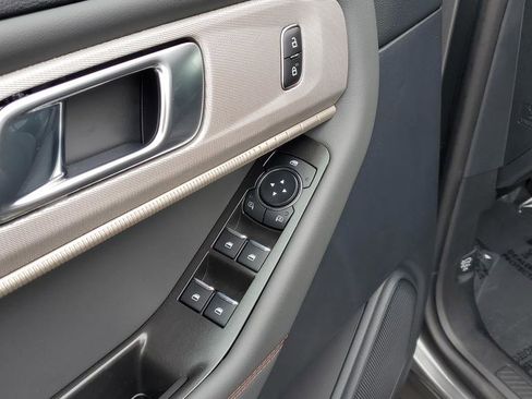 New 2026 Ford Explorer Active image 14