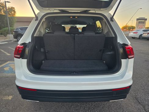 Used 2018 Volkswagen Tiguan S image 35