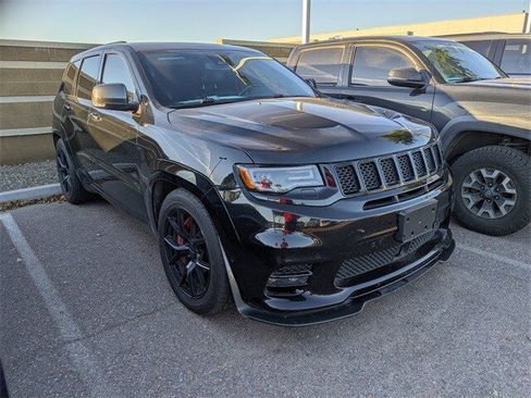 Used 2019 Jeep Grand Cherokee SRT image 5