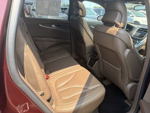 Used 2017 Lincoln MKX Reserve w/ Lincoln MKX Climate Package AWD/4WD image 17