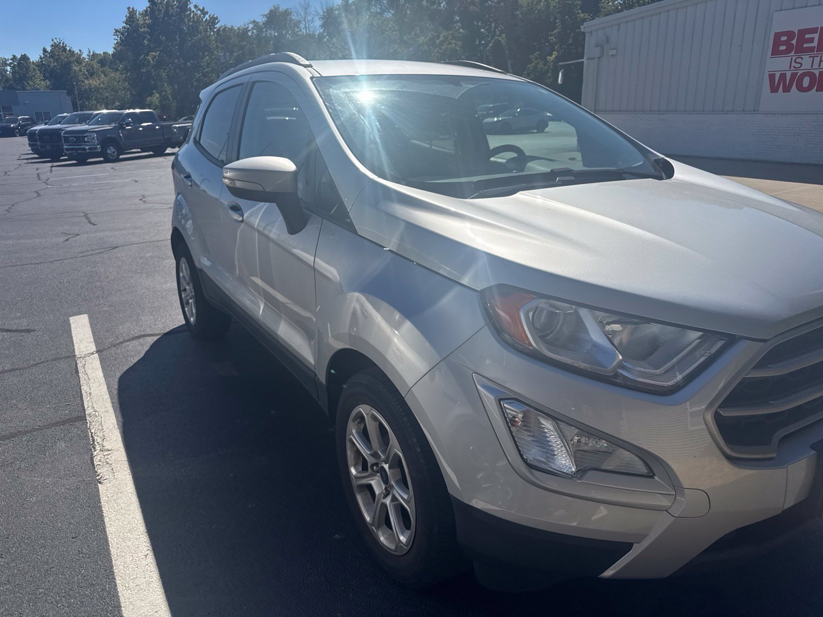 Used 2021 Ford EcoSport SE FWD image 2