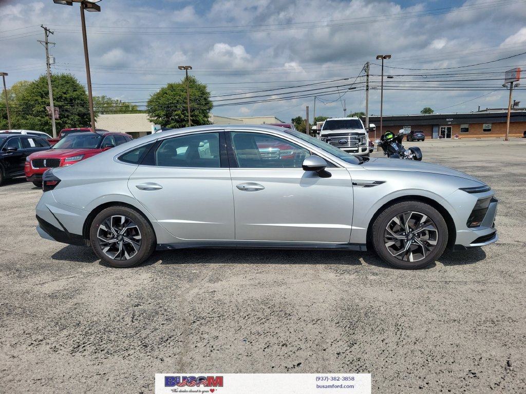 Used 2024 Hyundai Sonata SEL FWD image 30