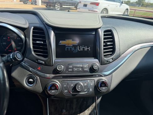 Used 2015 Chevrolet Impala LTZ FWD image 21