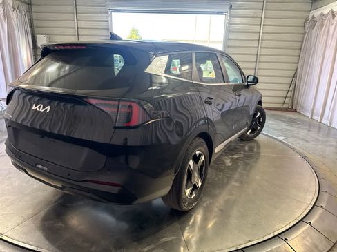Used 2026 Kia Sportage LX FWD image 5