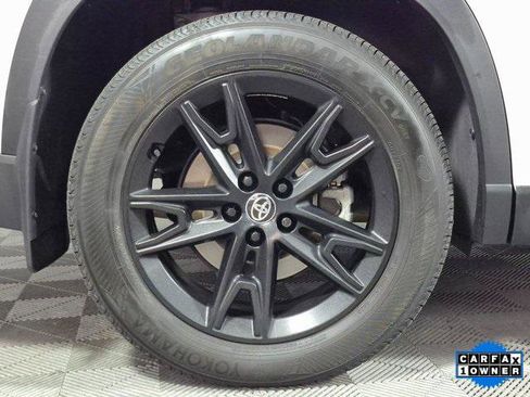 Certified 2024 Toyota Grand Highlander AWD Hybrid image 30