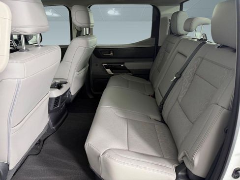 Used 2024 Toyota Tundra Limited image 12