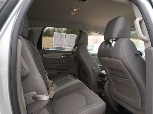 Used 2015 Chevrolet Traverse LS image 28