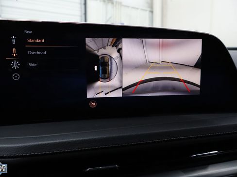 Used 2025 Cadillac XT4 Premium Luxury image 22