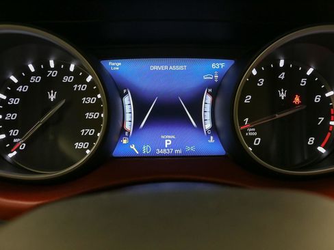 Used 2020 Maserati Levante S GranSport image 43