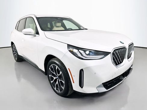 New 2026 BMW X3 xDrive30 image 3