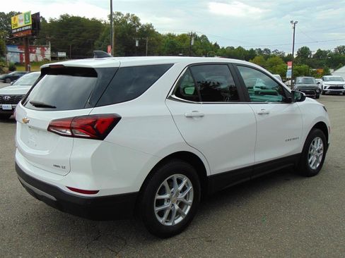Used 2024 Chevrolet Equinox LT AWD/4WD image 5