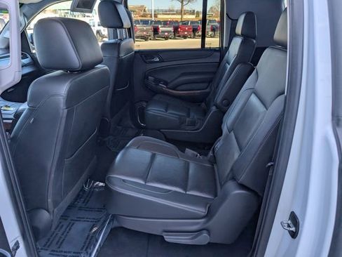 Used 2019 Chevrolet Suburban Premier image 21