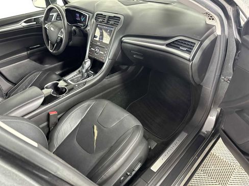 Used 2016 Ford Fusion Titanium FWD image 26