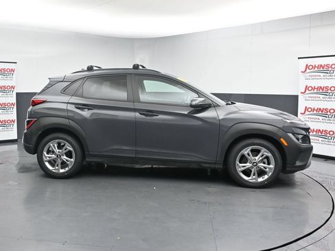 Used 2023 Hyundai Kona SEL FWD image 9