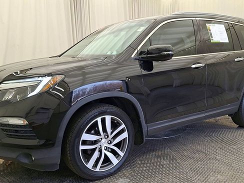 Used 2017 Honda Pilot Elite image 7