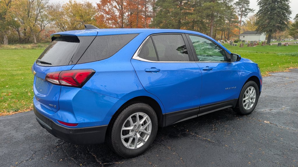 Used 2024 Chevrolet Equinox LT AWD/4WD image 5
